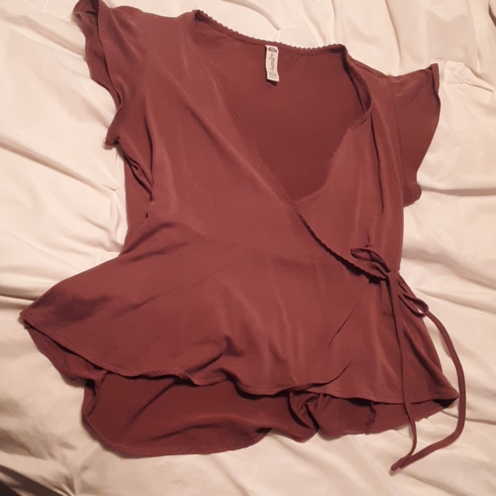 Maroon peplum top